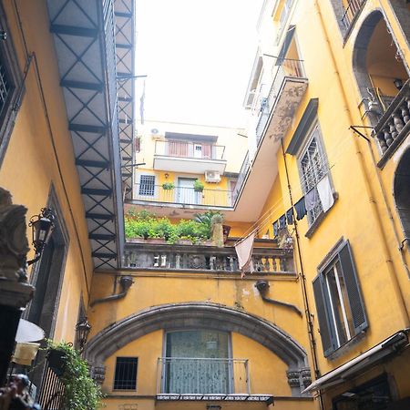Stay Soft Apartment - Centro Storico Napoli Экстерьер фото
