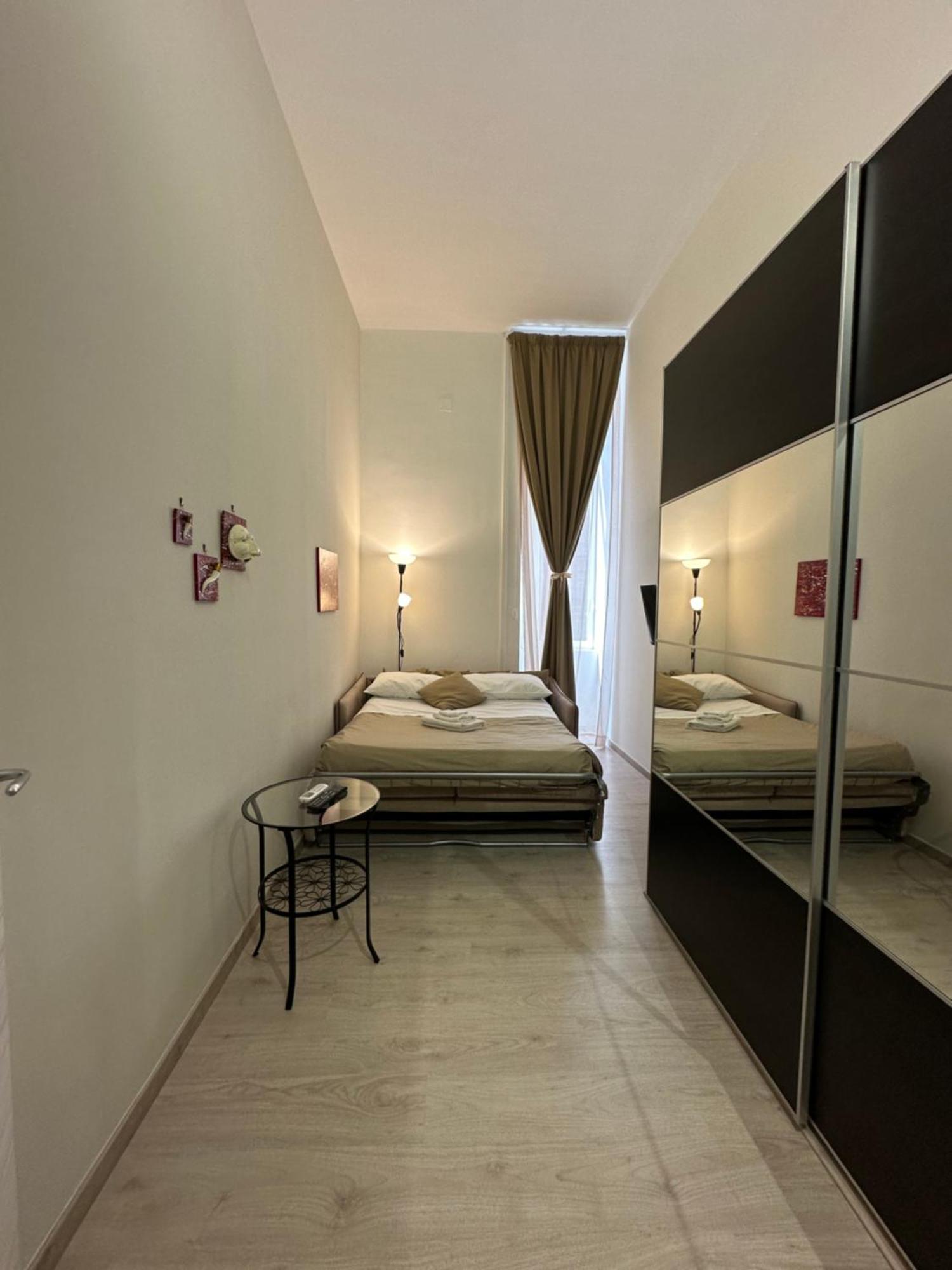 Stay Soft Apartment - Centro Storico Napoli Экстерьер фото